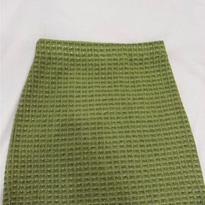 St. John Collection Green Textured Pencil Skirt
